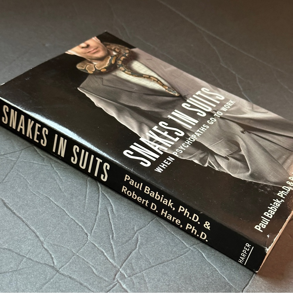 Snakes in Suits by Paul Babiak | Self-Help, Psychology | Paperback Book - Picture 3 of 10